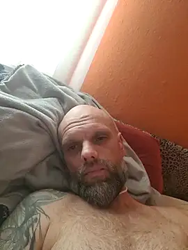 Ladyshaker82 online show from 26, 11, 2025