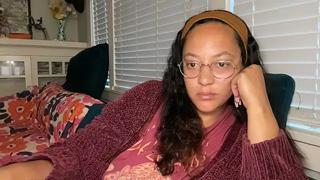 dreamyriri online show from 10, 4, 2026