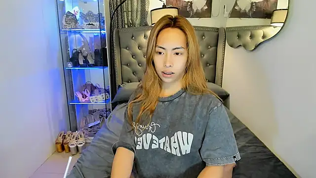 reighnempress online show from 18, 9, 2025