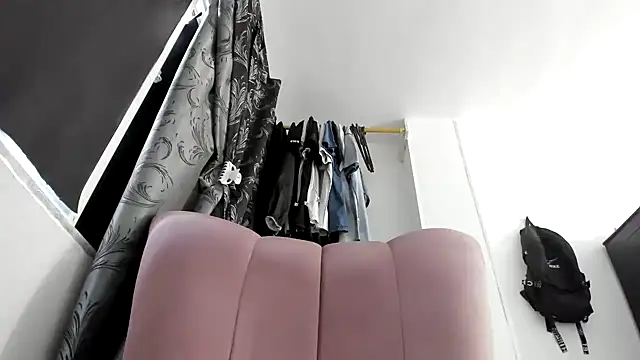 natalia hottman online show from 9, 10, 2025