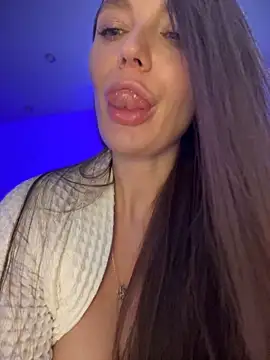 Emma Catt online show from 24, 12, 2024