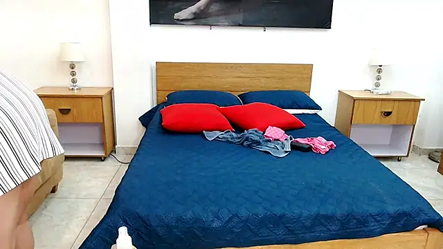 MaloryAndLuna online show from 15, 10, 2025