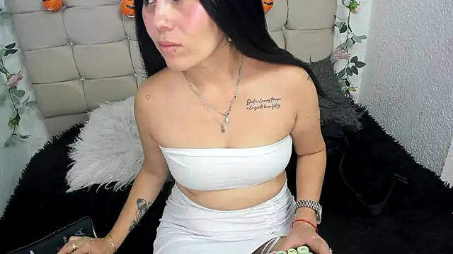 Tania mature online show from 28, 10, 2025