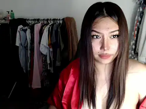 urqueendominant online show from 7, 3, 2025