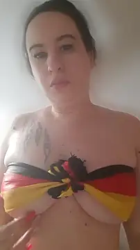 Snapshot of Tinka-Bella-Privat chatting on 25, 6, 2026 Tinka-Bella-Privat online show from 25, 6, 2026