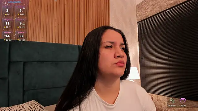 Kareena chopra online show from 5, 11, 2025