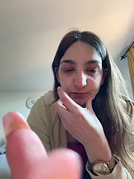 DoriDeluxe66 online show from 2, 2, 2026