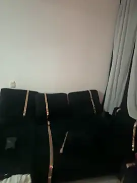 Snapshot of Sarita-candy chatting on 18, 12, 2025 Sarita-candy online show from 18, 12, 2025