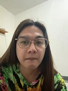 MarieLoveGlamorous online show from 12, 3, 2026