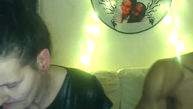 CuzzyB69 online show from 13, 4, 2026