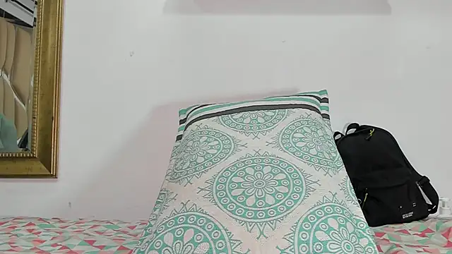 naia blessed online show from 3, 2, 2025