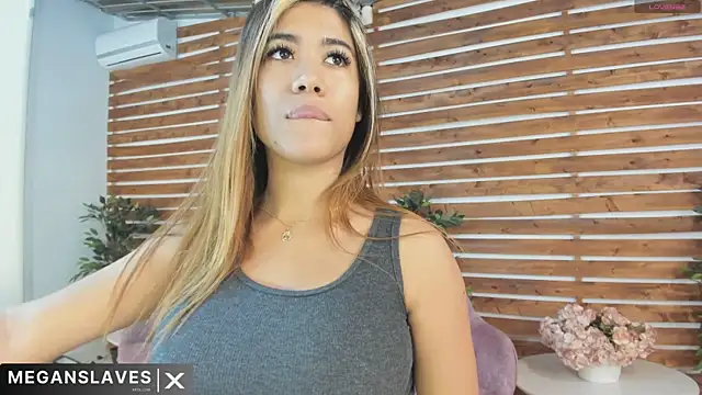 Snapshot of _MeganRain chatting on 20, 3, 2025 MeganRain online show from 20, 3, 2025