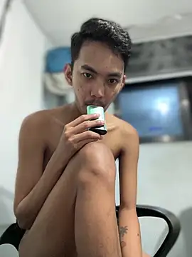 BoYofTheWorld 21 online show from 10, 3, 2026