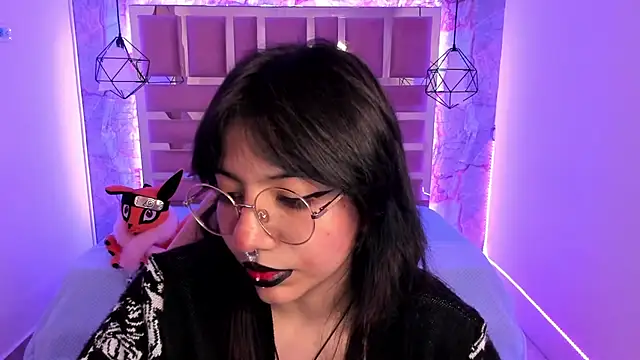 Nami usagi online show from 7, 12, 2024