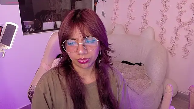 Nami usagi online show from 15, 4, 2026