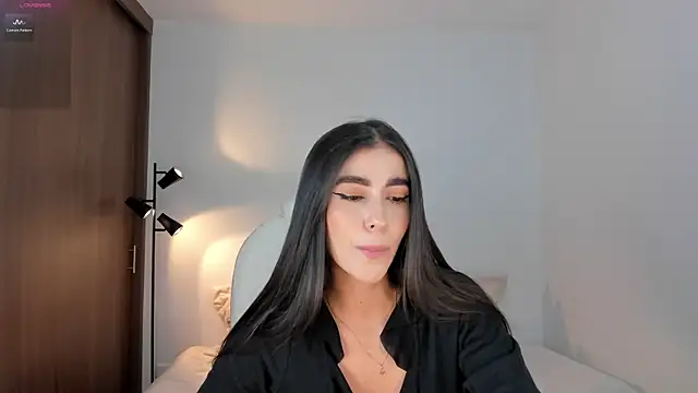 RebeccaBaxter online show from 31, 3, 2026