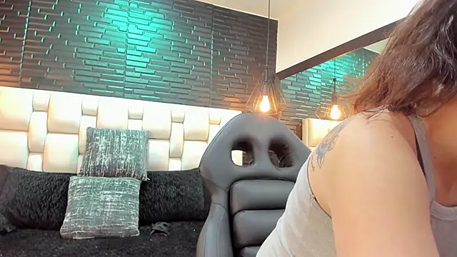 Salo Heaven online show from 8, 2, 2025