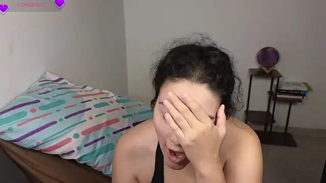 Snapshot of blue__moon_ chatting on 3, 3, 2026 blue moon online show from 3, 3, 2026