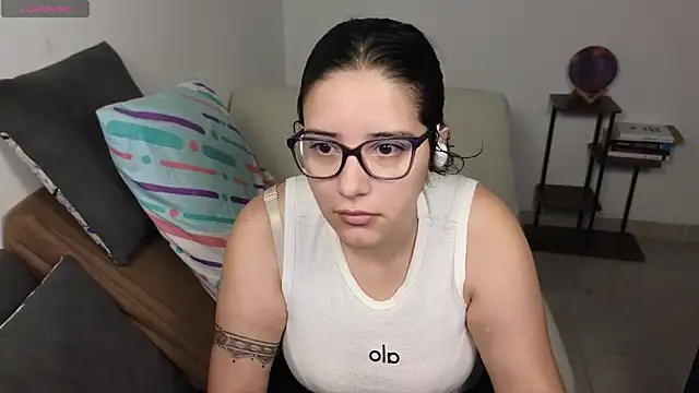 Snapshot of blue__moon_ chatting on 26, 4, 2026 blue moon online show from 26, 4, 2026