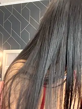 EmyLaveau online show from 7, 10, 2025