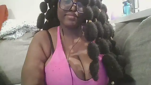 MissCC99 online show from 4, 11, 2025