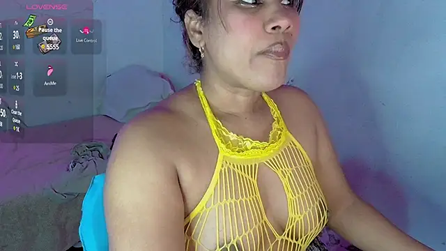 kiarybell   online show from 3, 2, 2025