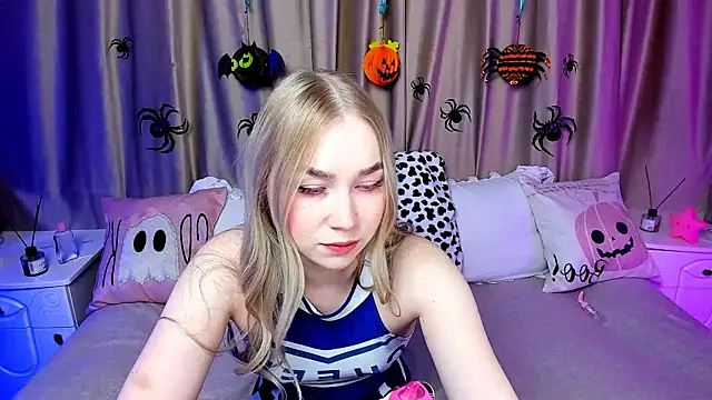 LilyStarlight online show from 30, 10, 2025