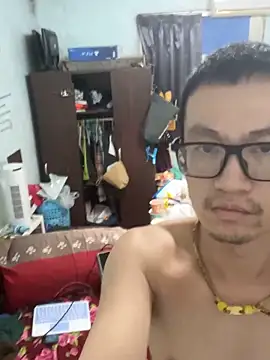 Exposedsian online show from 11, 4, 2026