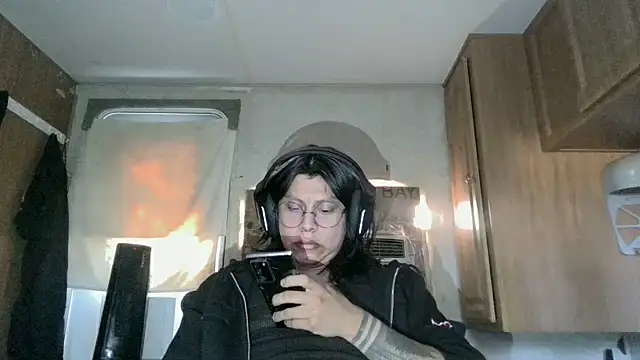 Snapshot of jceodo100 chatting on 30, 10, 2025 jceodo100 online show from 30, 10, 2025