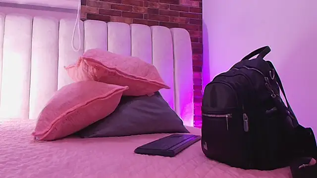  ebony-queen  online show from 17, 4, 2026