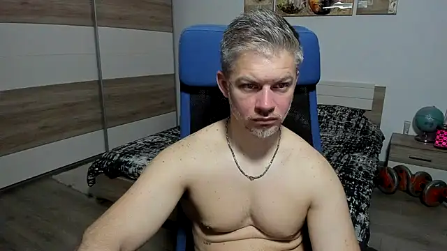 Snapshot of RobbyShawz chatting on 20, 5, 2026 RobbyShawz online show from 20, 5, 2026