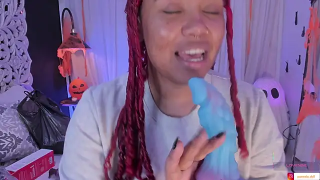 pamela doll3 online show from 31, 10, 2025