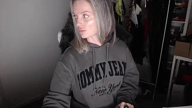 Snapshot of Sabdeluxe chatting on 13, 1, 2025 Sabdeluxe online show from 13, 1, 2025