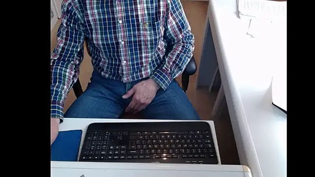 dutchpornking online show from 17, 2, 2025