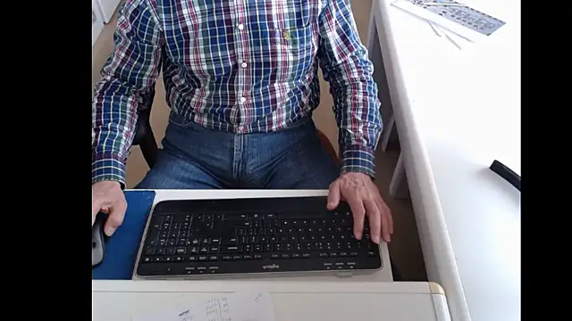 dutchpornking online show from 6, 3, 2025