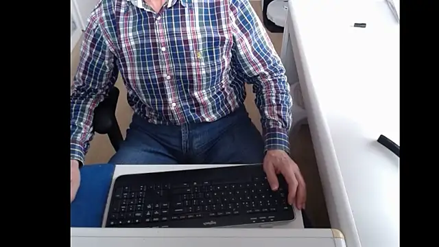 dutchpornking online show from 13, 3, 2025