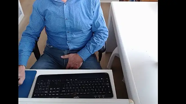 dutchpornking online show from 8, 10, 2025