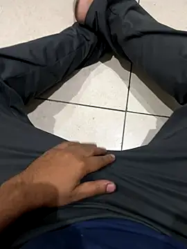 luciferdxm5 online show from 10, 11, 2025