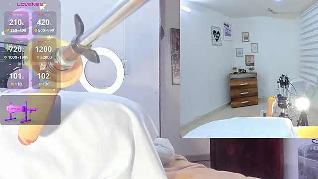 Snapshot of sofi_velez chatting on 23, 9, 2025 sofi velez online show from 23, 9, 2025