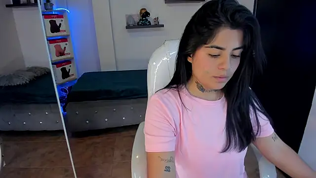 Snapshot of Catalinaa_martinez chatting on 15, 2, 2025 Catalinaa martinez online show from 15, 2, 2025