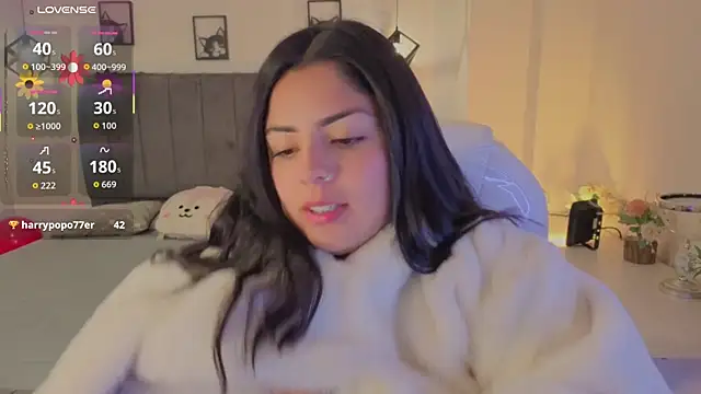 Snapshot of Catalinaa_martinez chatting on 9, 11, 2025 Catalinaa martinez online show from 9, 11, 2025