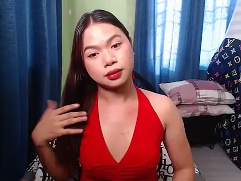 Kiana Lee online show from 12, 11, 2025