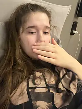 HornyGirlH online show from 27, 3, 2026