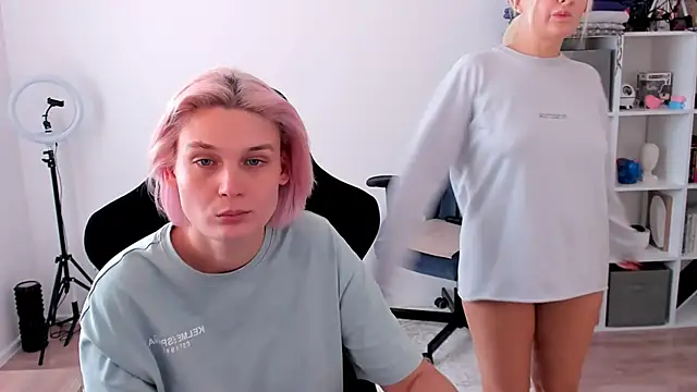 hotblonds online show from 11, 10, 2025