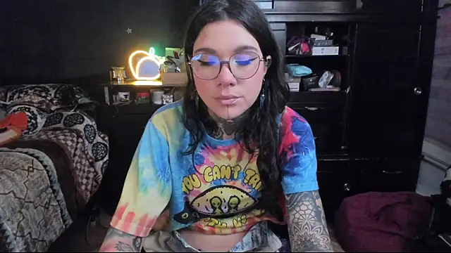 Lilmarieee online show from 10, 1, 2025