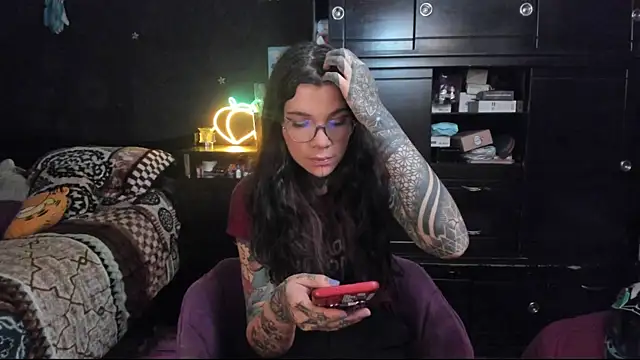 Lilmarieee online show from 22, 1, 2025