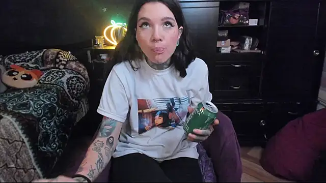 Lilmarieee online show from 7, 2, 2025