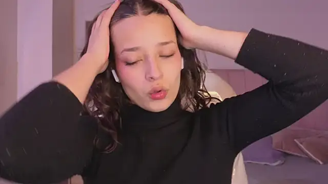 Amaia Daniells online show from 26, 11, 2025