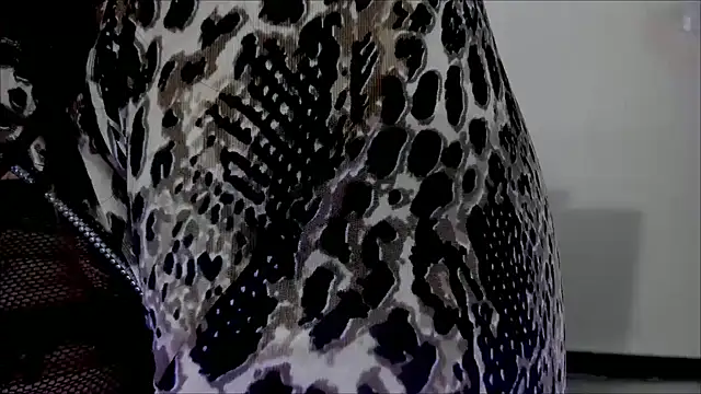 Conny hot3 online show from 28, 2, 2025