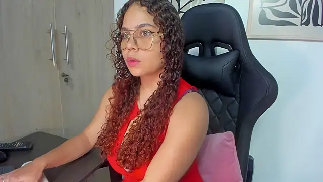 Snapshot of Ash_milk chatting on 24, 4, 2026 Ash milk online show from 24, 4, 2026